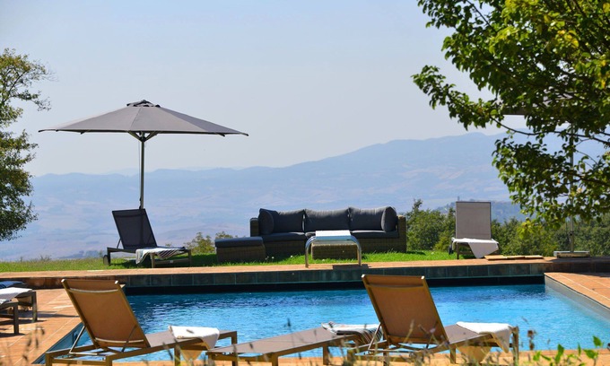 San Casciano dei Bagni Villa | Villa /Independent home in Siena with 5 bedrooms sleeps 10