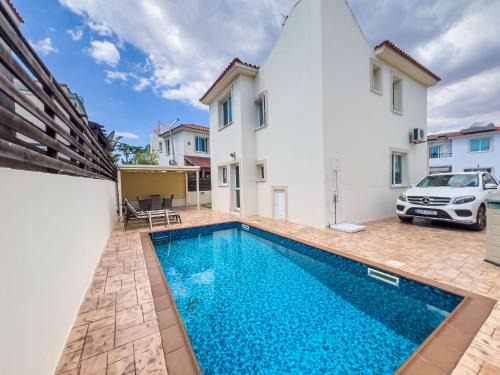 Pernera Villa | Villa Ioli - 3BR Retreat near Kalamies Beach