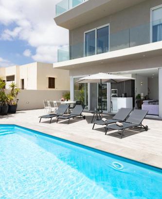 Tal-Ghoqod Villa | Villa Ixoria with Private Pools by ArcoBnb