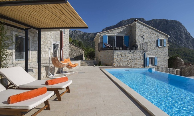 Zaostrog Villa | Villa Jatica - Luxury in the Wilderness of Makarska