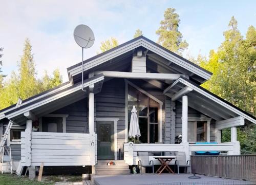 Sysma Villa | Villa Lähde Päijätsalon järvimaisemassa