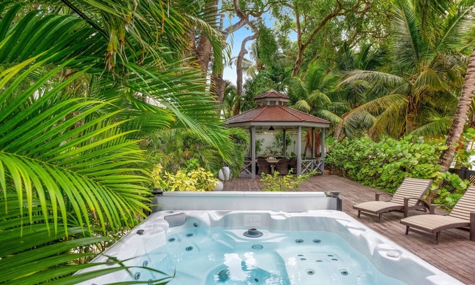 Gibbs Bay Villa | Villa La Lune | Beach Front - Located in Stunning St. Peter with House Cleaning Included