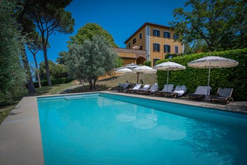 Chiusi Villa | Villa Licia, Val D'orcia, Private Pool, Jacuzzi, Wifi
