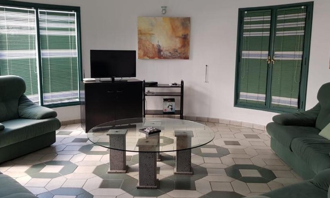 Charco del Palo Villa | Villa Los Ojos