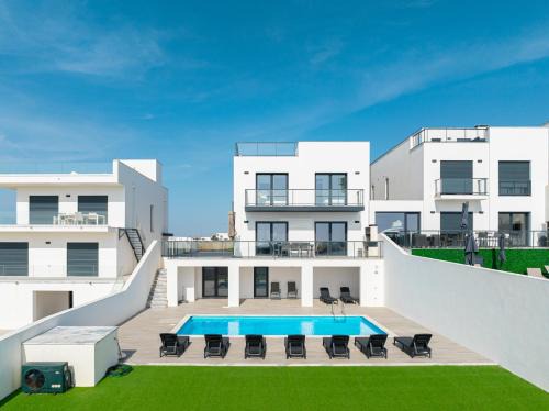 Atalaia de Cima Villa | Villa Lotus Peralta with sea view