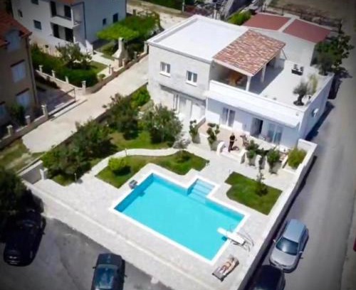 Kastel Kambelovac Villa | Villa Maci