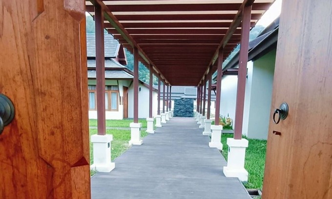 Mae Hong Son Villa | Villa Mae Hong Son - Superb 3-bedroom private pool villa with WiFi