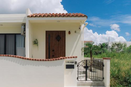 Tokeshi Villa | Villa Mahalo <1日1組限定>