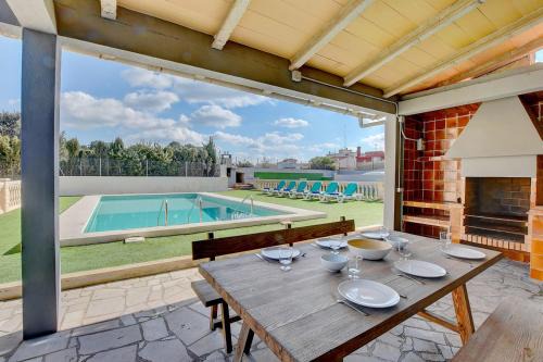 Ses Cadenes Villa | Villa Maravillas 2 by Slow Villas