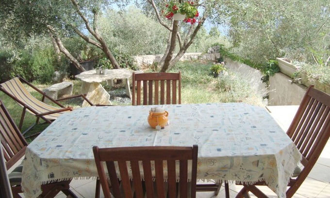 Ravni House | Villa Mare e Fiori Apartment Garden