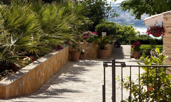 Podstrana Villa | Villa Maria:Luxury villa with pool, sauna and adorable view in Split