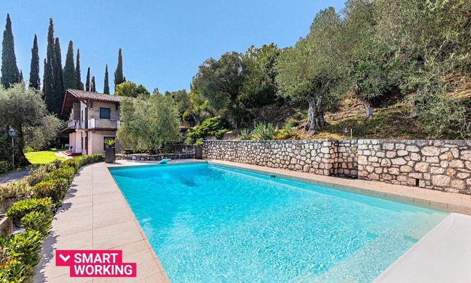 Morgnaga Villa | Villa Mariavittoria con piscina by Wonderful Italy