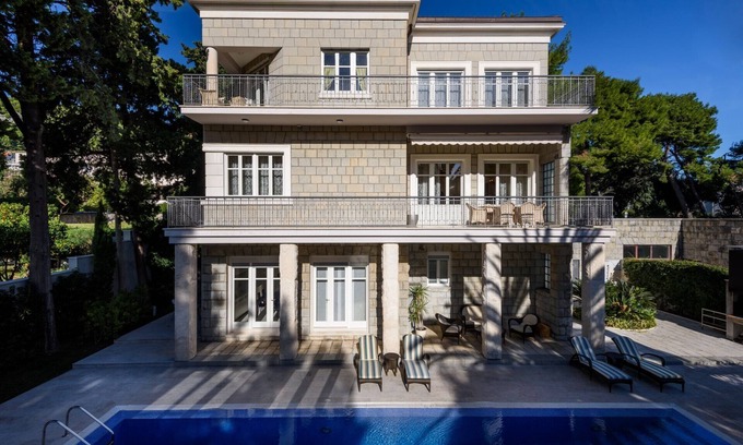 Split Villa | Villa Meje Split heated pool, jacuzzi, sauna, stylish, family