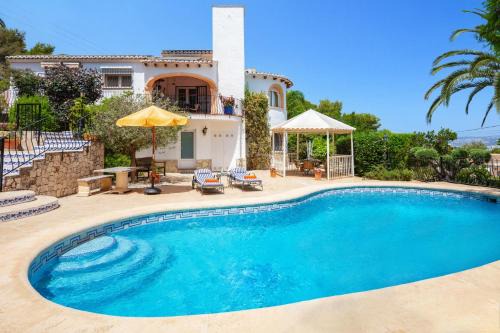 El Tosalet Villa | Villa Murales by Villa Plus