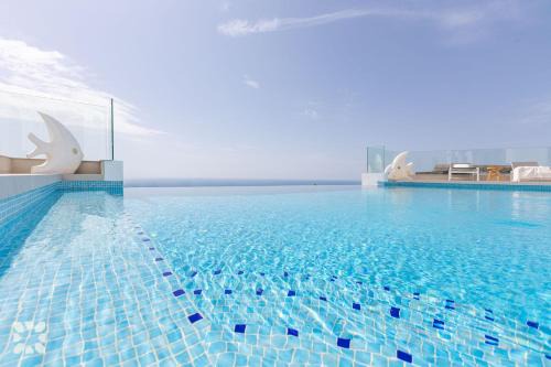 Cumbre del Sol Villa | Villa Mykonos by Abahana Villas