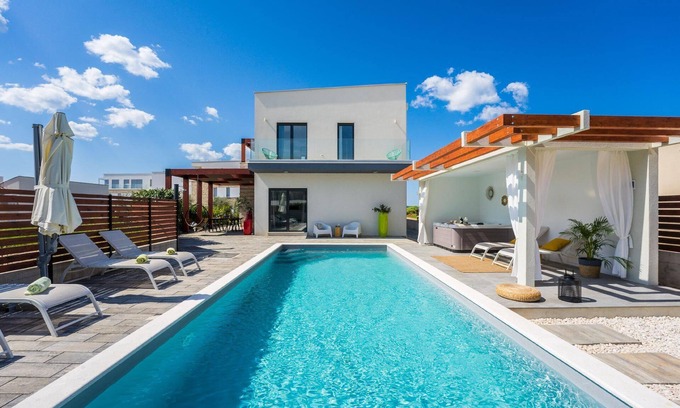 Sukosan House | Villa Olea