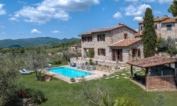 Rietine Villa | Villa Oliveta, Gaiole in Chianti, Siena and Chianti