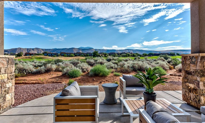 St. George Villa | Villa On The 18th at The Ledges *Resort Amenities Included!*