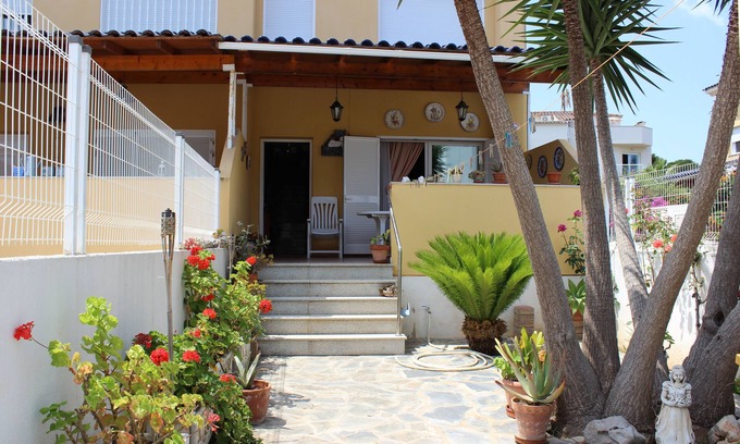 Peniscola House | Villa Peñiscola at 100m sandy beach, WIFI, pool, very well equipped