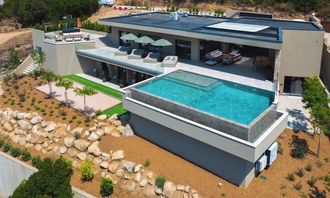 Albitreccia Villa | VILLA PINNATA - 5 bedrooms, swimming pool, panoramic sea view, games room, cinema