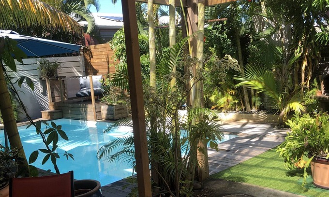 Saint-Pierre De La Reunion Villa | Villa pool/spa Tikoinjoli 974 nestled in the heart of Terre sainte saint-pierre