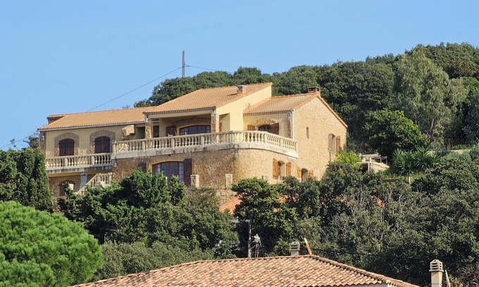Viggianello Condo | Villa Propriano sea view, 5 minutes walk from the beach