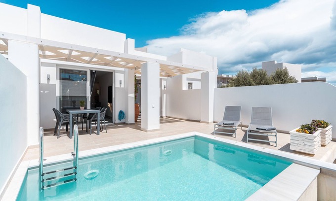 Karpathos Villa | Villa 'Punta Mare 5' with Mountain View, Wi-Fi and Air Conditioning