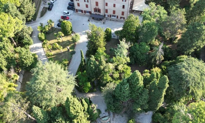 Valle Cascia Hotel | Villa Quiete