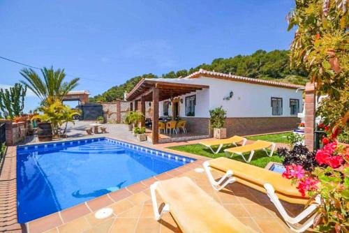 Nerja Villa | Villa Rosandra