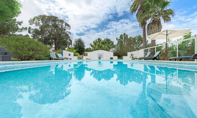 Baiona Villa | Villa 'Sítio das Rolas - Selão da Eira' with Sea View, Private Pool and Wi-Fi