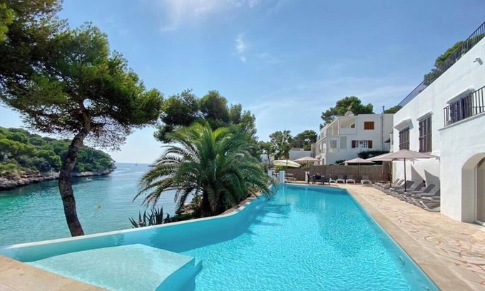 Cala d'Or Villa | Villa Sa Gavina · 5 Suites · Sea Dreams · Beachfront Elegance in Cala d’Or