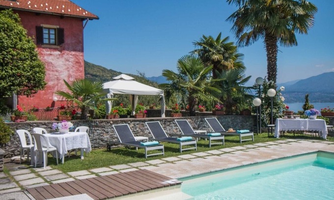 Massino Visconti Apartment | Villa Stresa Tulipano - 6 Guests