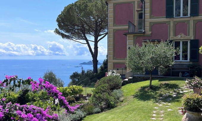 Zoagli Villa | Villa surrounded by greenery with sea view over the Gulf of Portofino