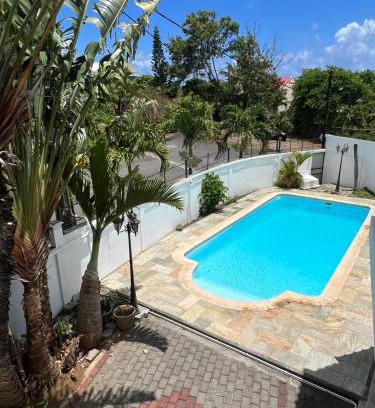 Pereybere House | Villa Swan Pereybere - Private Saltwater Pool