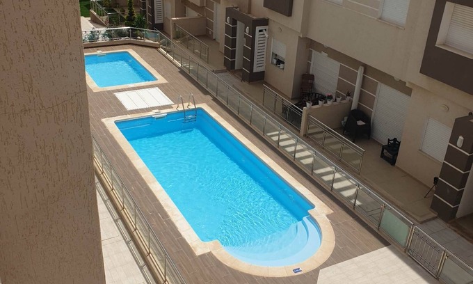 Chott Mariem Villa | Villa Tilel Trés Bien Gardée Avec Piscine et vue sur mer