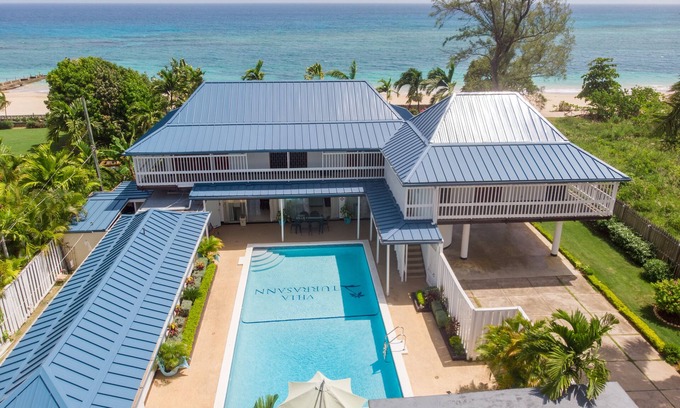 Runaway Bay Villa | Villa Turrasann, Jamaica, Beachfront property