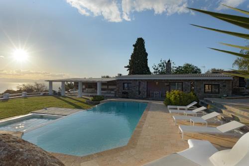 Kontos Villa | Villa Tzikides Aegina