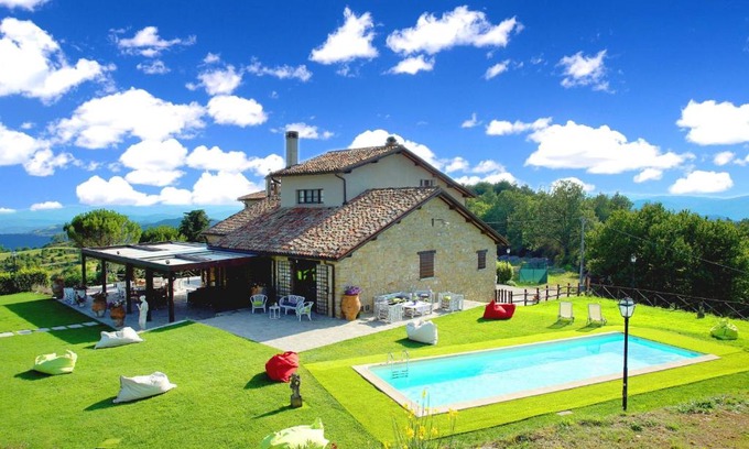 Monte Santa Maria Tiberina Villa | Villa Umbra