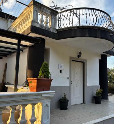 Baronissi Apartment | Villa Vaide