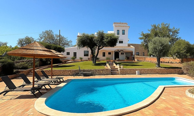 Silves Villa | Villa Verde do Algarve | Eco-friendly countryside retreat | heated pool & annex.