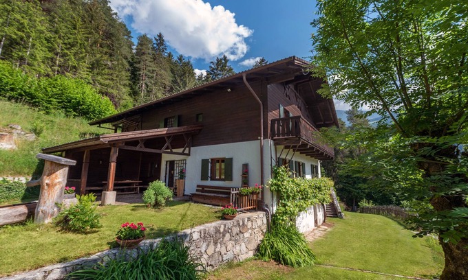 Vandoies House | Villa Vintila with whirlpool & sauna - in a quiet, idyllic location