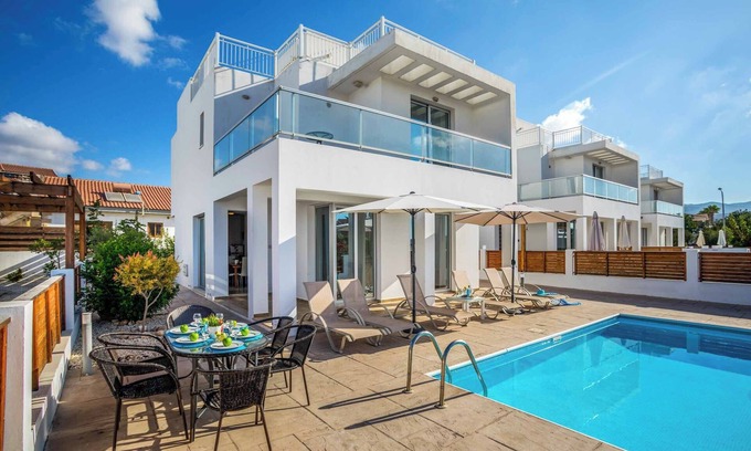 Pegeia Villa | Villa White Daisy - This Villa includes a private pool & WI-FI