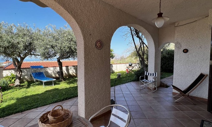 Fuscaldo Villa | Villa with garden near the sea