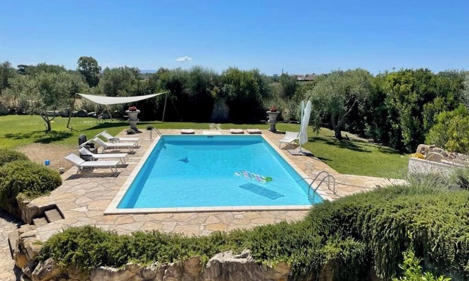 Montalto di Castro Villa | Villa with pool in Maremma
