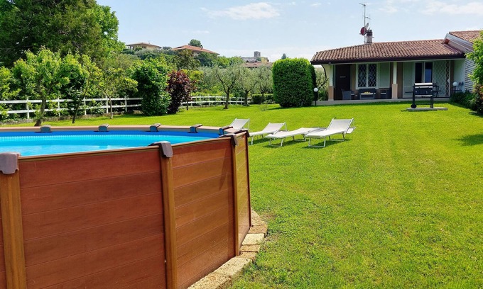 Manerba del Garda Villa | Villa with large garden and private pool