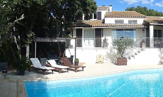 Saint-Gely-du-Fesc Villa | Villa with large private pool, by golf course, views of village, Languedoc area.