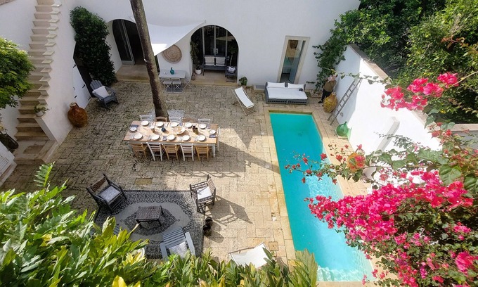 Giurdignano House | Villa with pool and spa in the center near the sea