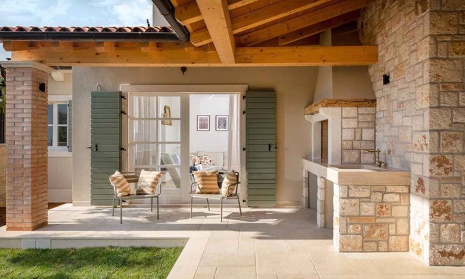 Tar-Vabriga Villa | Villa with pool and garden