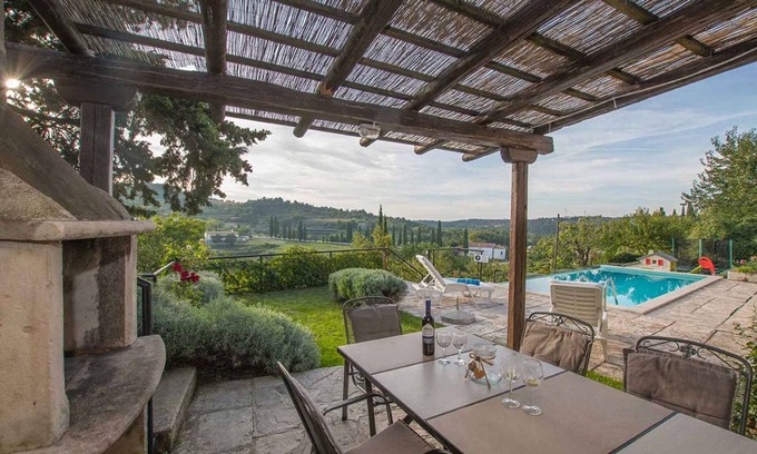 Oprtalj Villa | Villa with pool for max. 12 people