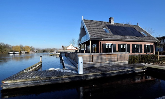 Kaag Villa | Villa with private garden in Kaag